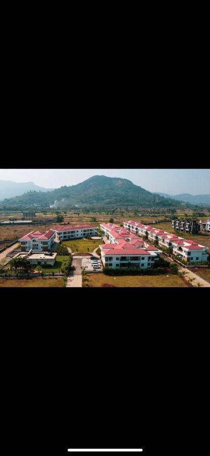 Mizzle Apartment Lonavala Luaran gambar