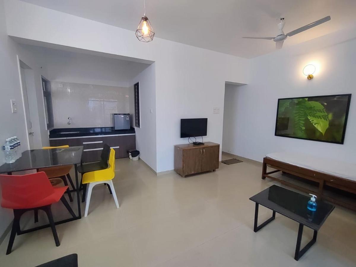Mizzle Apartment Lonavala Luaran gambar