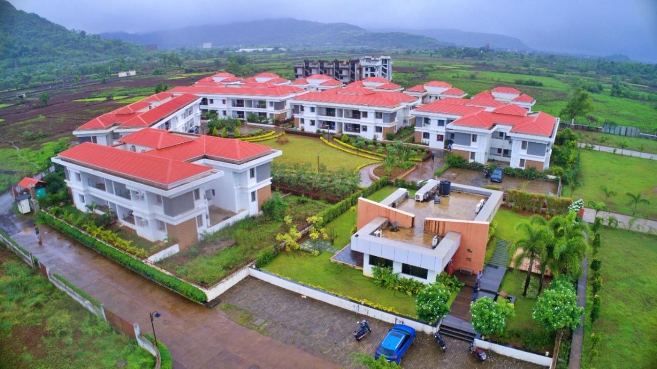 Mizzle Apartment Lonavala Luaran gambar